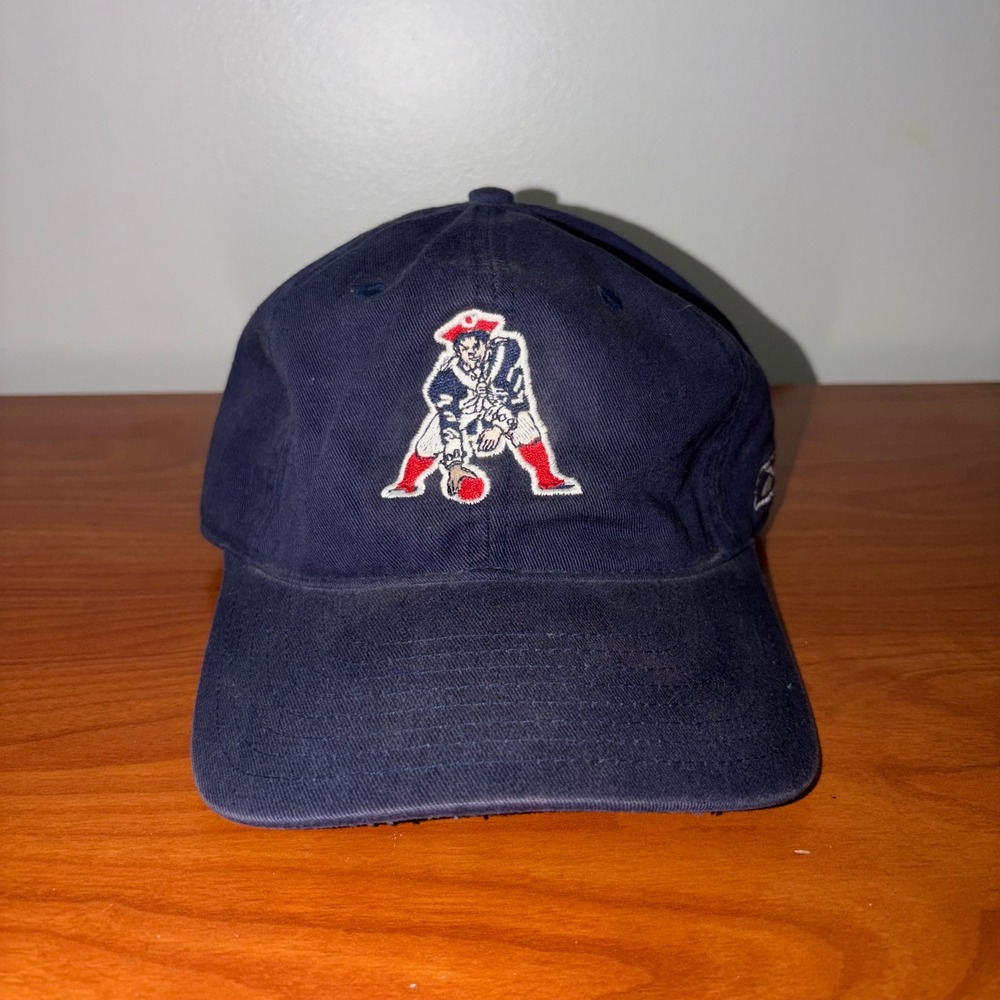 Reebok New England Patriots Pat Patriot Vintage Navy Blue Adjustable Hat